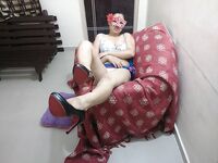 Indian GF XXX Reenu Hot Babe Masturbation Porn Pics