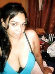 GF XXX Indian Porn Pics Showing Juicy Tits