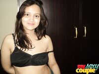 Pregnant Indian Housewife Sonia Bhabhi Big Belly Exposed