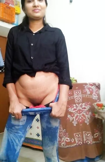 Nude Indian girl pics collection