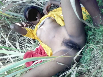 Hot and sexy Village girls glimpse of natural beauty