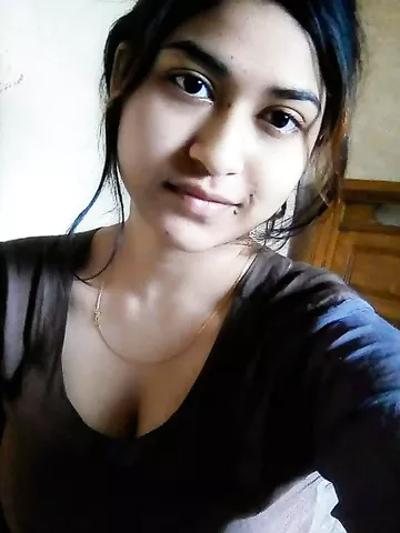 Sexy college girl's beautiful big boobs pics