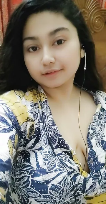 Cute Indian girl big boobs photos leaked online