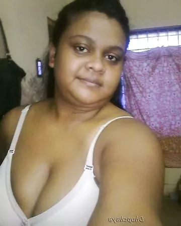 Chubby Indian wife nude pics