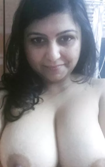 Chubby Punjabi wife nude pics