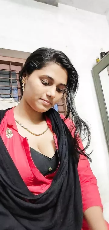 Nude Indian girl homemade photos exposed by brother