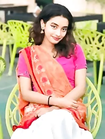 Bengali wife's outdoor nude bath pics