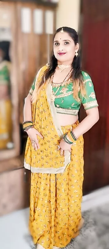 Aunty stripping saree and nude blowjob sex pics update