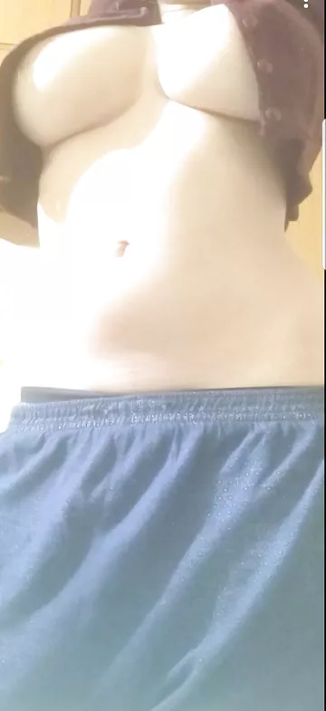 Lost Button Revealing Her Desi Curves Now