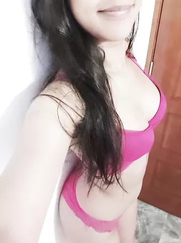 Topless Desi Wife Begging for Attention