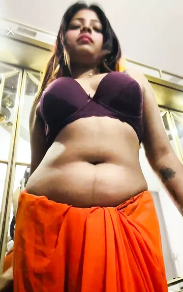 Big ass sexy slut naked seducing profile pics