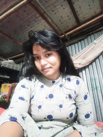 Indian bhabhi milky boobs and ass showing pics