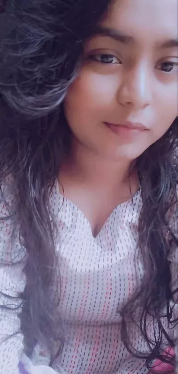 Chubby Desi girl big boobs exposing topless show