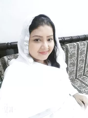 Big boobs BD girl unseen naked tantalizing photos