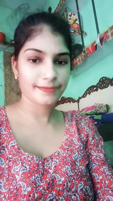 Huge boobs Desi village unmarried girl nude pics