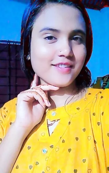 Desi bhabhi showing big boobs selfshot sex photos