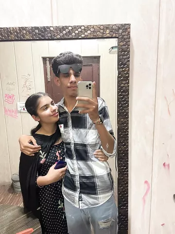 Punjabi girl blowjob and sex with lover photos