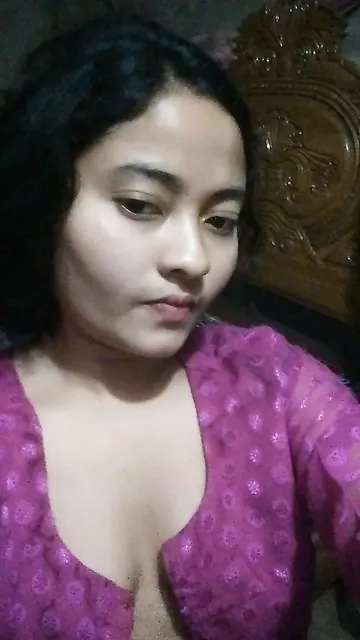 Bengali college girl open blouse boobs show