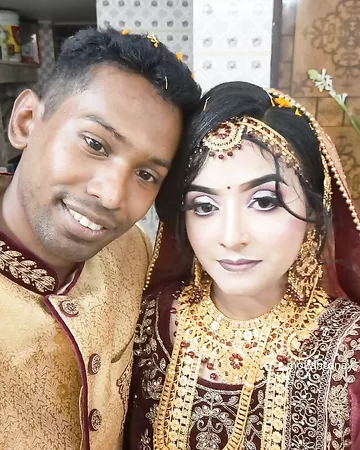 Beautiful Bengali wife topless video call before marriage