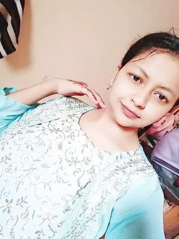 Cuckold hubby sharing wife with friend - threesome