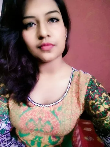 Indian beautiful college GF naked photos