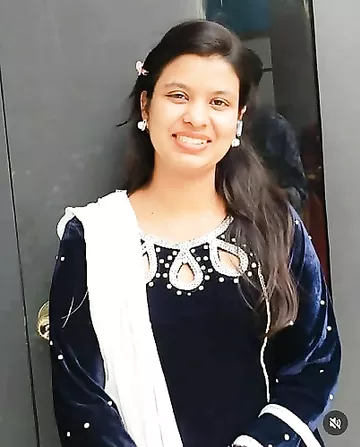 Virgin Bengali village girl nude in front of cousin