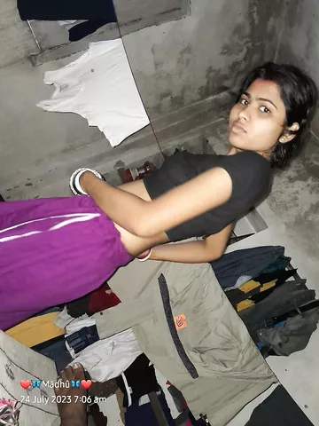 Indian village couple latest nude sex photos