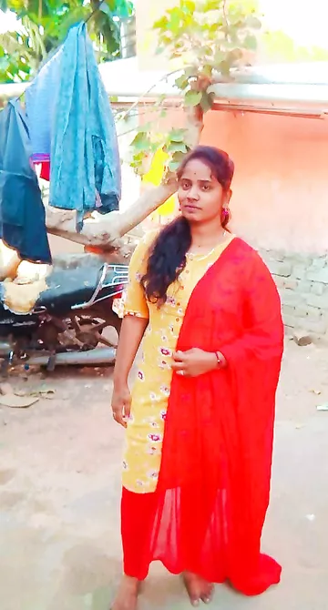 Tamil college girl strips bra and boobs showing