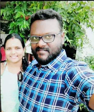 Husband sucking boobs of Tamil housewife