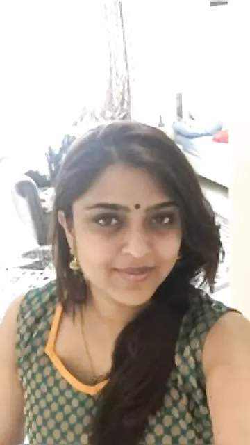 Kerala beautiful wife nude photos shared by husband
