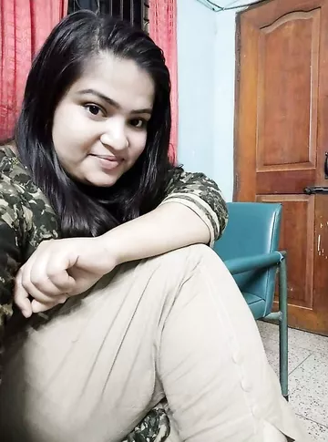 Chubby Indian housewife naked selfies for ex-lover