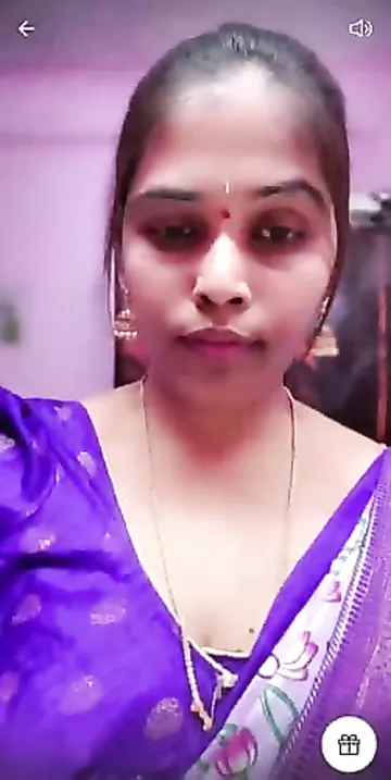 Telugu wife cam show with saree stripping to topless