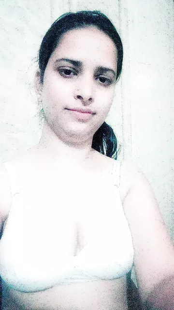Indian housewife sex relationship nude pics