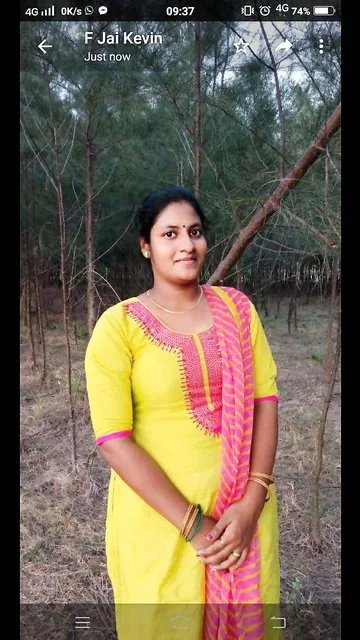 Tamil housewife pink pussy and nude photos