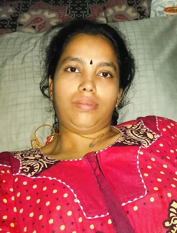 Tamil wife open nighty boobs and pussy pics