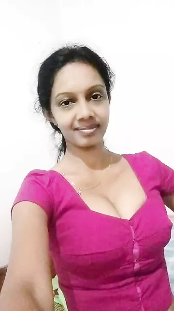 Sri Lankan hairy pussy teacher unseen nude photos