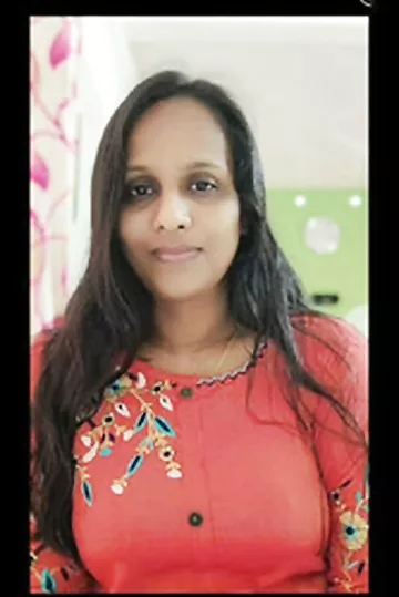 Chennai IT HR topless boobs showing pics