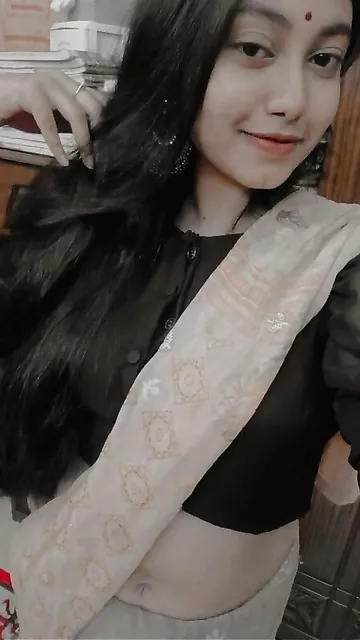 Desi beautiful girl complete nude collection