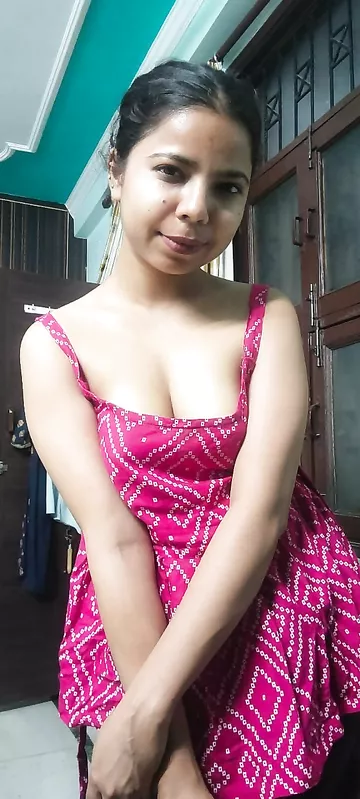 Assamese girlfriend striptease fingering pussy