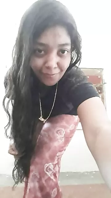 Indian cute girlfriend topless photos release