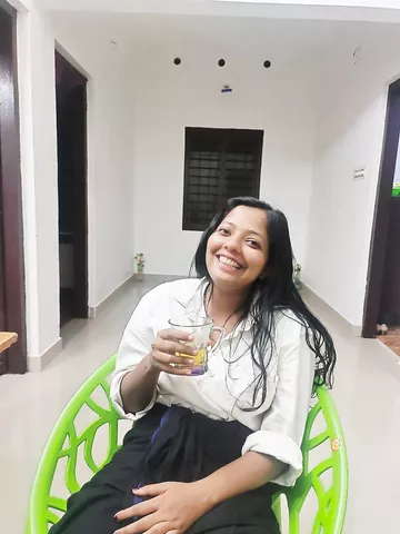 Ex-girlfriend nudes posted online after breakup