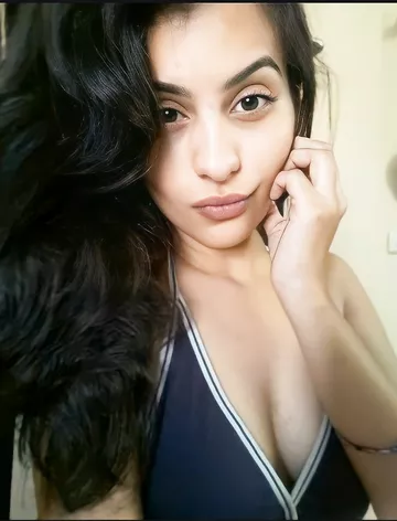 High class unmarried girl nude photos seduction