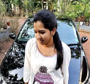 Mallu girlfriend virgin pussy and boobs showing to lover