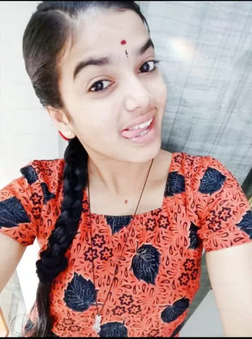 Tamil maami ponnu hairy pussy and sexy boobs show