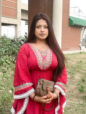 Punjabi Instagram girl smoking and nude clicks