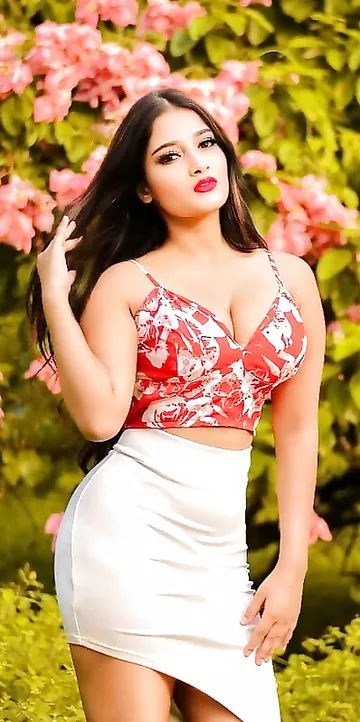 Sexy ass Indian model nude HD photo shoot