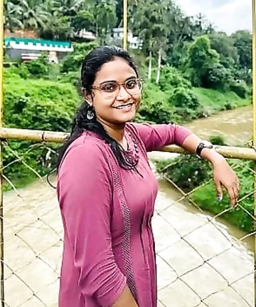 Sleeping Tamil sister hairy pussy and cleavage expose