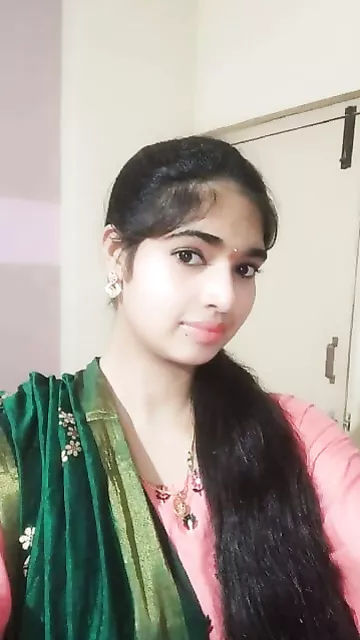 Tempting hot village girl Swathi nude hotness