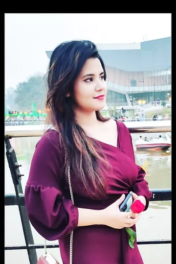 Viral YouTuber nude unseen exclusive photos