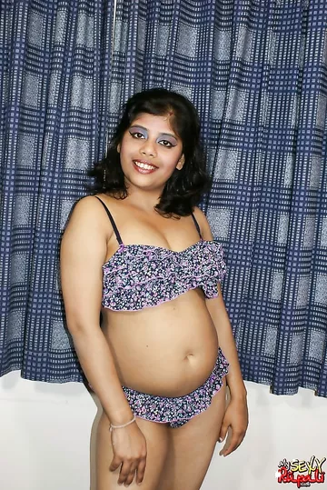 Gujarati Indian MILF Erotic Lingerie Porn